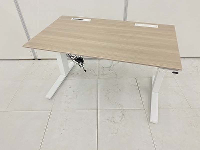 【電動】【レア】ワンタッチボタン付なので簡単昇降！
                        スイフト 
                                    中古
            