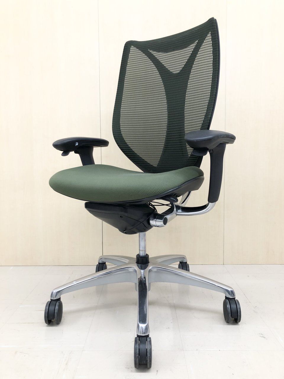 中古】サブリナ オカムラ/okamura 肘付ハイバックチェア 306472