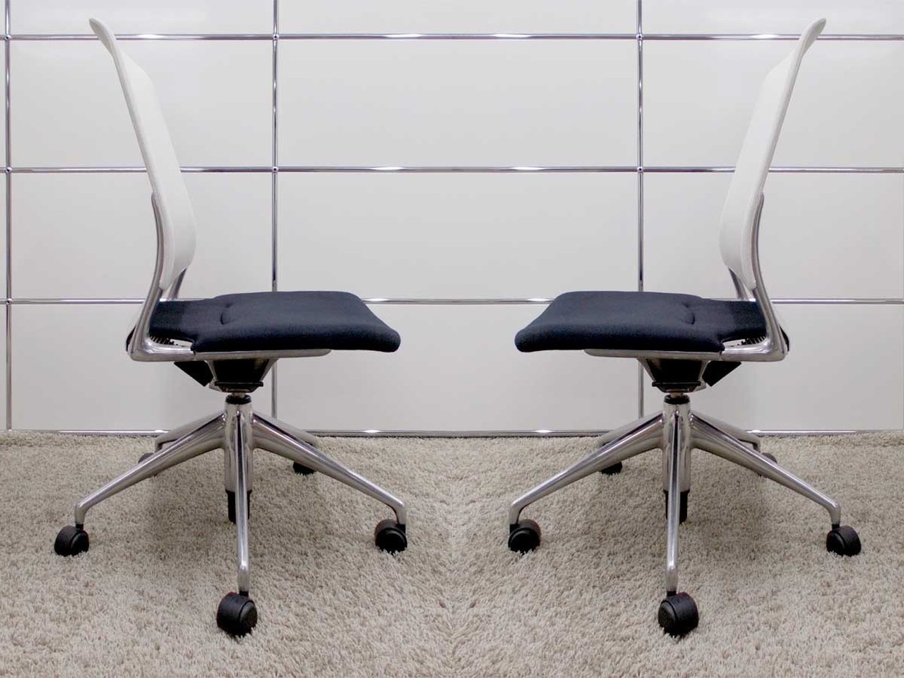 メダチェア vitra/ヴィトラ 肘付ハイバックチェア 中古】メダチェア vitra/ヴィトラ 肘無ハイバックチェア 307123
