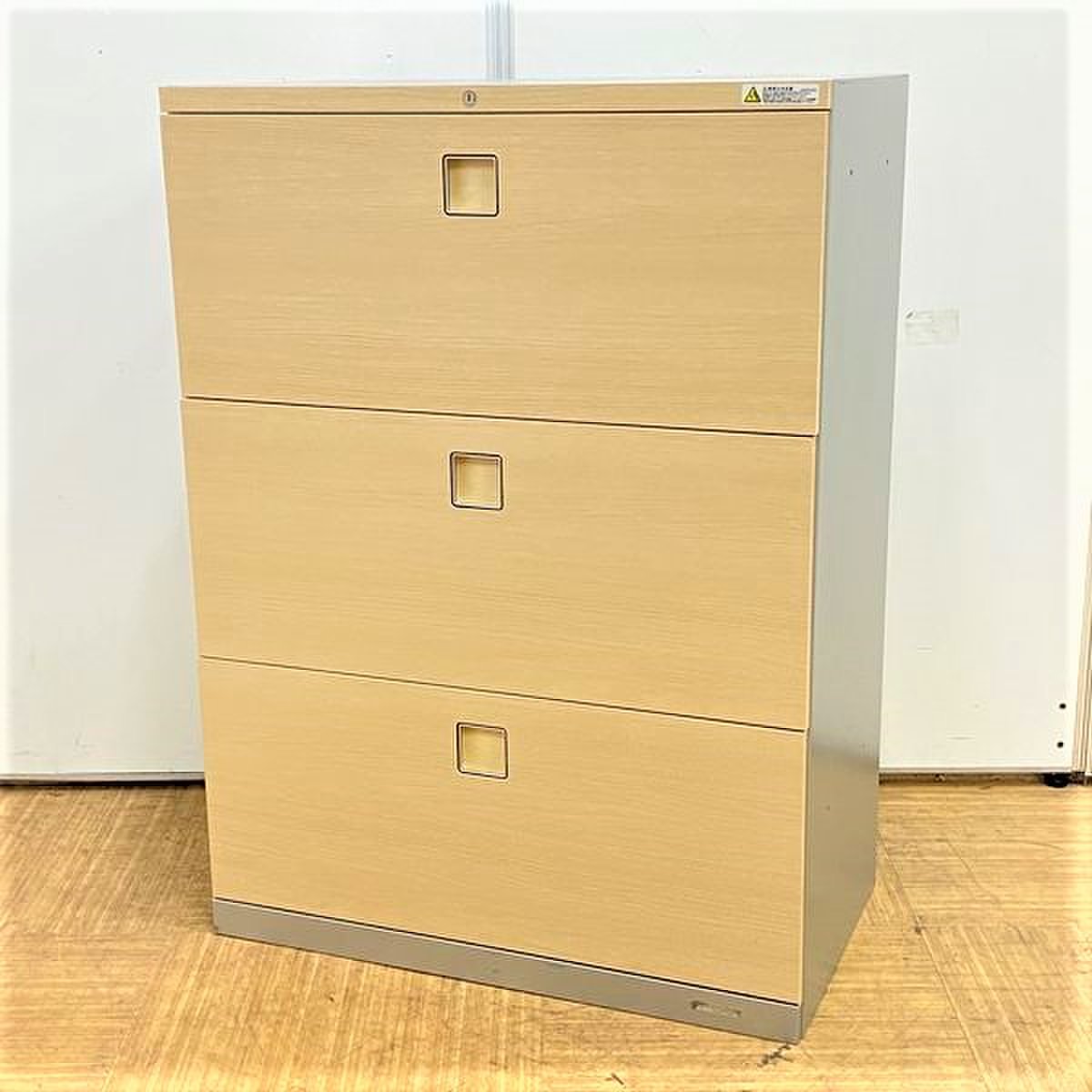 【ナチュラル色】【珍しいタイプの3ラテが入荷！】【オカムラ/レクトライン】
                        レクトライン 
                                    中古
            