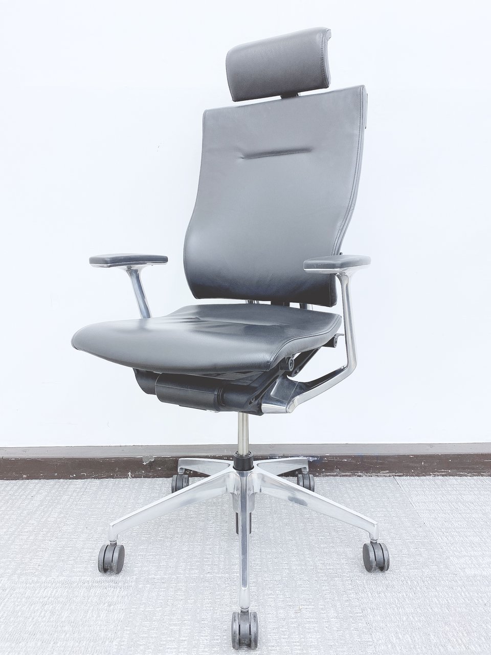 中古 Ke 725le Z9t1 スピーナチェアイトーキ Itoki 肘付ハイバックチェア 3012 春日部 越谷店 中古オフィス家具ならオフィスバスターズ