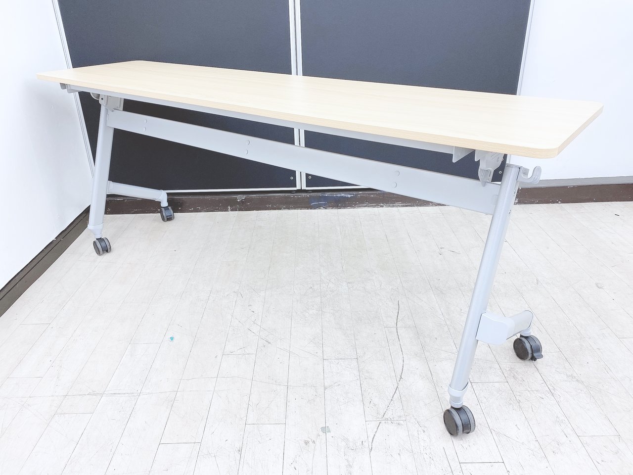 【状態良好！】【８台大量入荷！】TOKIO製ナチュラル天板サイドスタック！

                        その他シリーズ
                                    中古
            