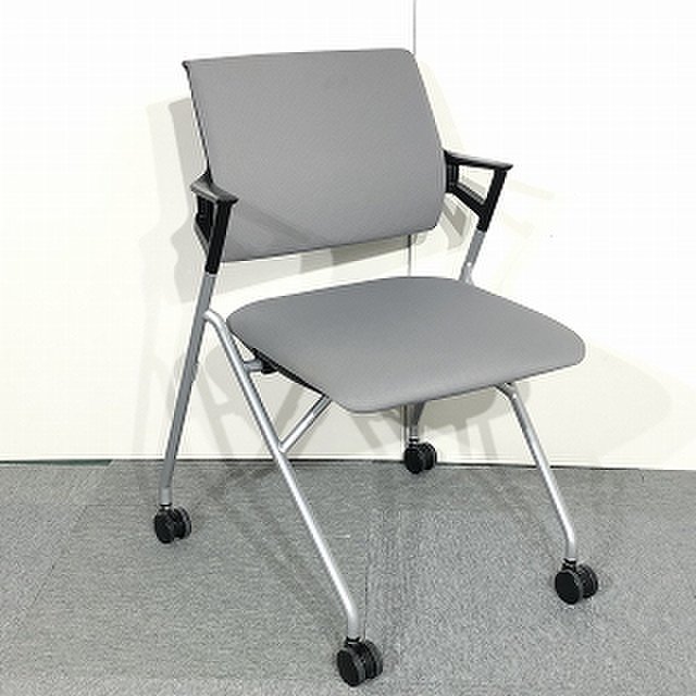 【ロット入荷】30脚以上の大量入荷！入れ替えや新規立ち上げにもおすすめ！【関西倉庫在庫】
                        ピエガ（背クッションタイプ） 
                                    中古
            