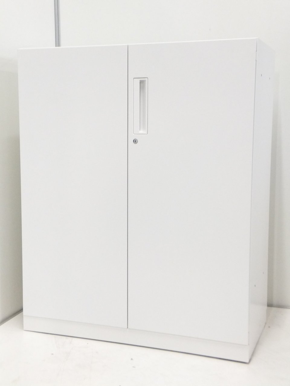 【収納の定番商品！】観音開き式の書棚になります！
                        HS
                                    中古
            