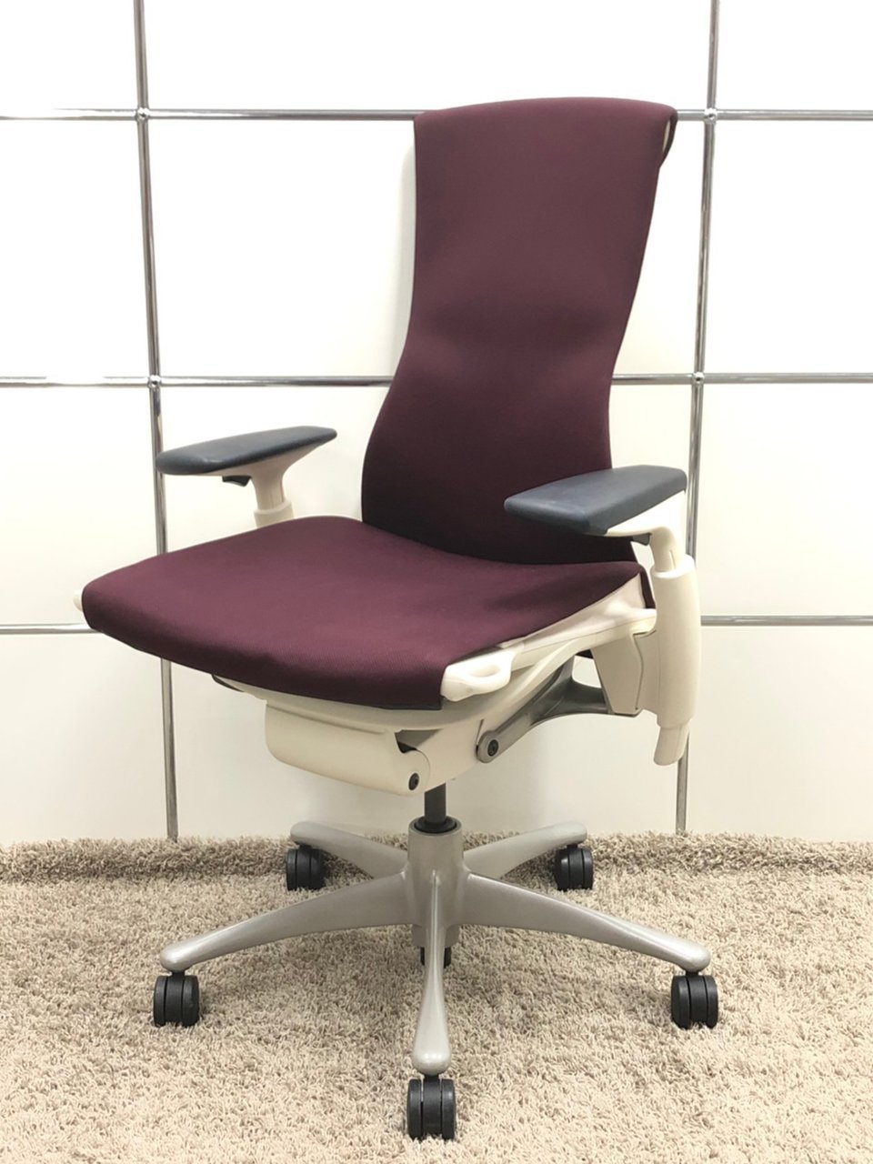 中古】エンボディチェア Herman Miller/ハーマンミラー 肘付ハイバック