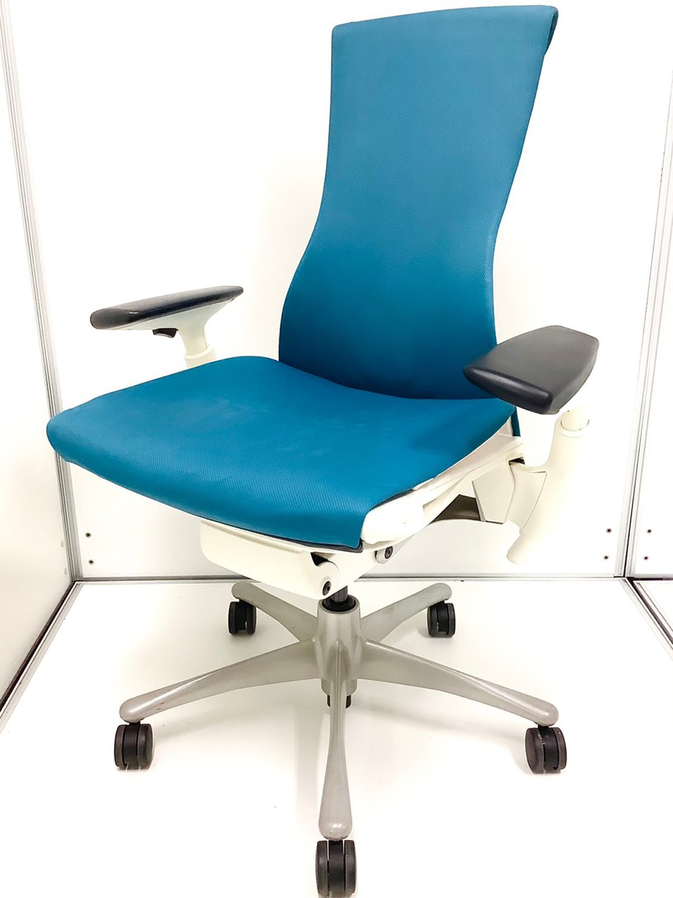 中古】エンボディチェア Herman Miller/ハーマンミラー 肘付ハイバック  