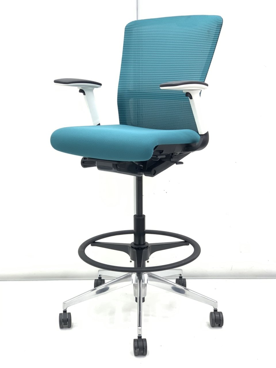 【2020年製】【昇降デスク・ハイテーブルと相性抜群〇】ウチダ/エルフィ/グリーン（メーカー色：ティールグリーン）

                        エルフィ 
                                    中古
            