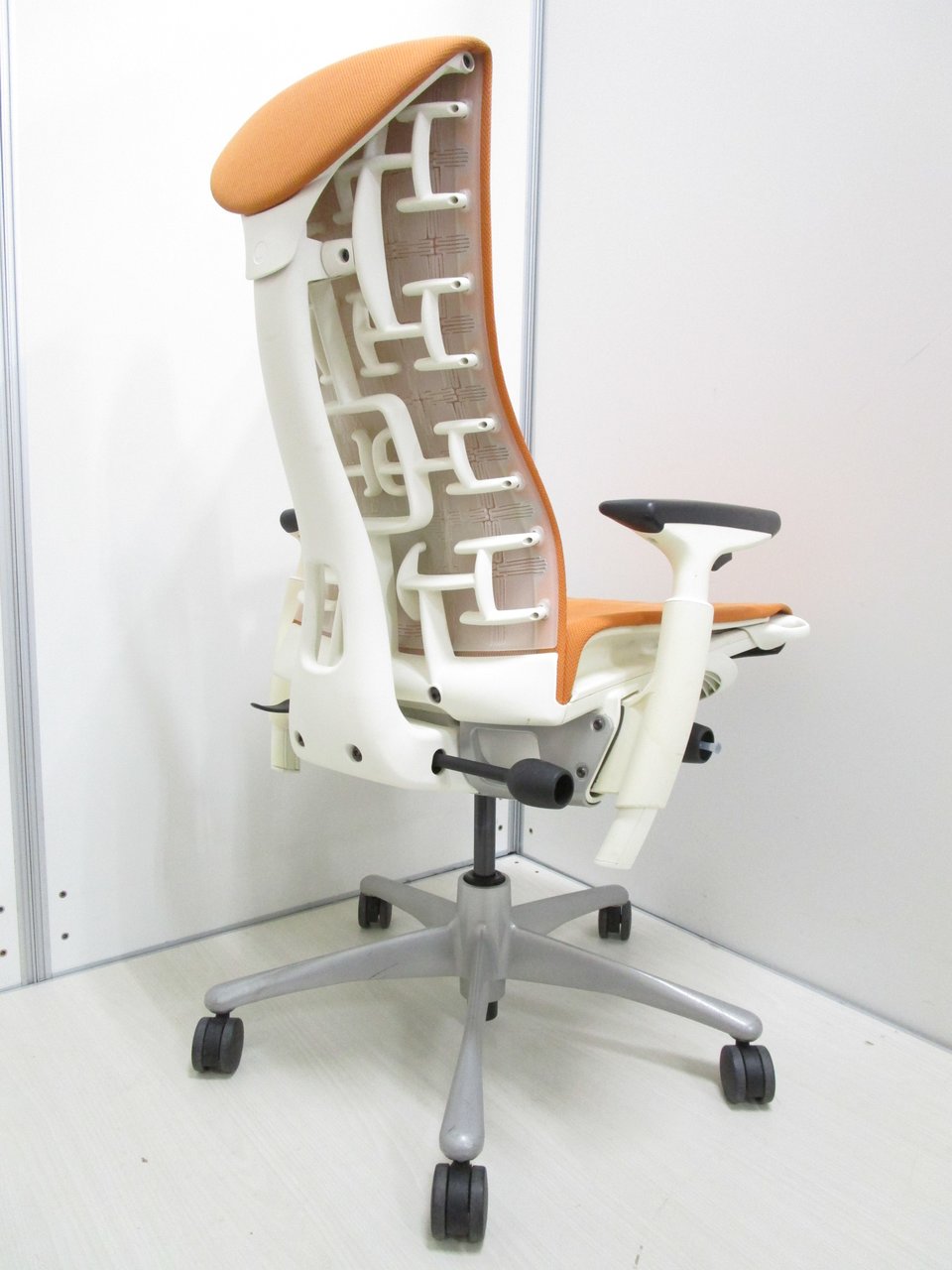 中古】エンボディチェア Herman Miller/ハーマンミラー 肘付