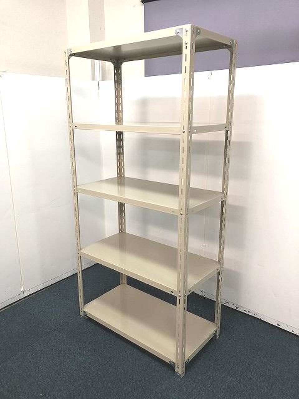 【軽量ラックが入荷しました！！】
                        その他シリーズ
                                    中古
            