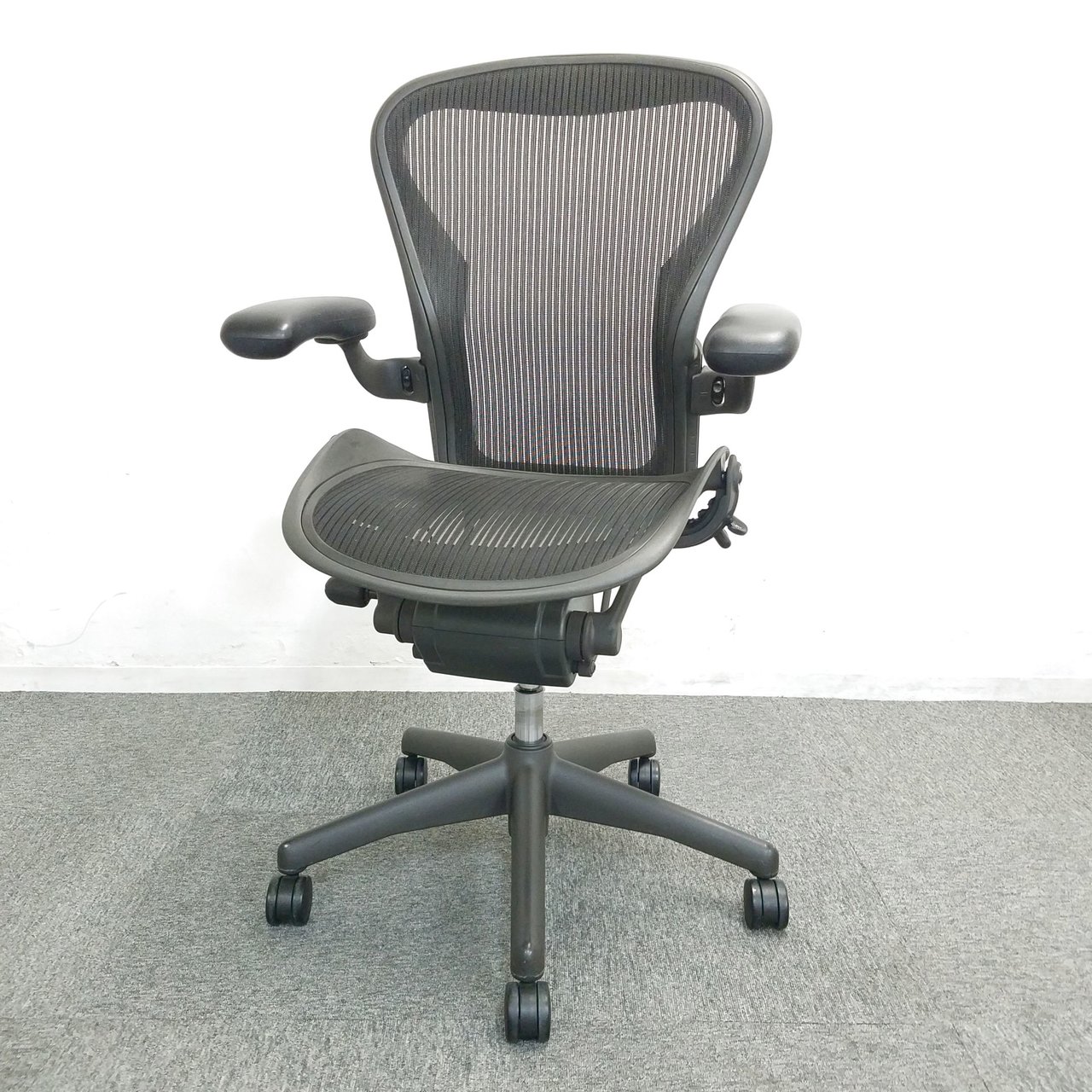アーロンチェアHerman MillerAE123AWB AJ G1 BB BK 中古】アーロンチェア AE123AWB AJ G1 BB FP BK 3D01 Herman