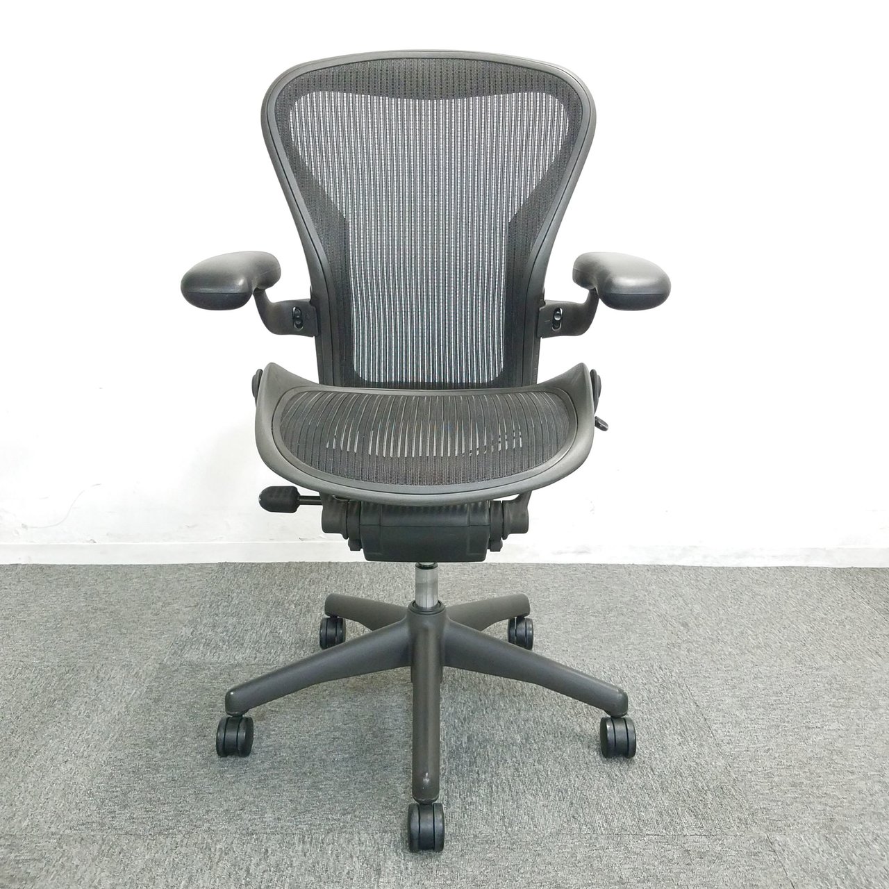 中古】アーロンチェア AE123AWB AJ G1 BB FP BK 3D01 Herman
