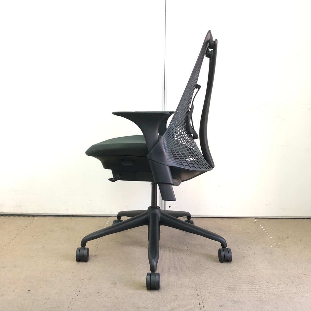 中古】セイルチェア Herman Miller/ハーマンミラー 肘付