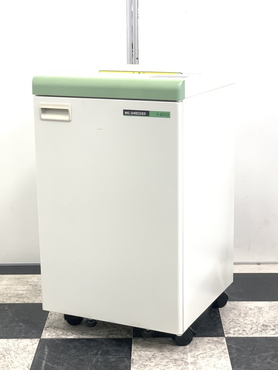 【最大裁断枚数25枚】国内で最も有名なメーカー製！頼もしい明光商会製　MSV431CF
                        Vシリーズ
                                    中古
            