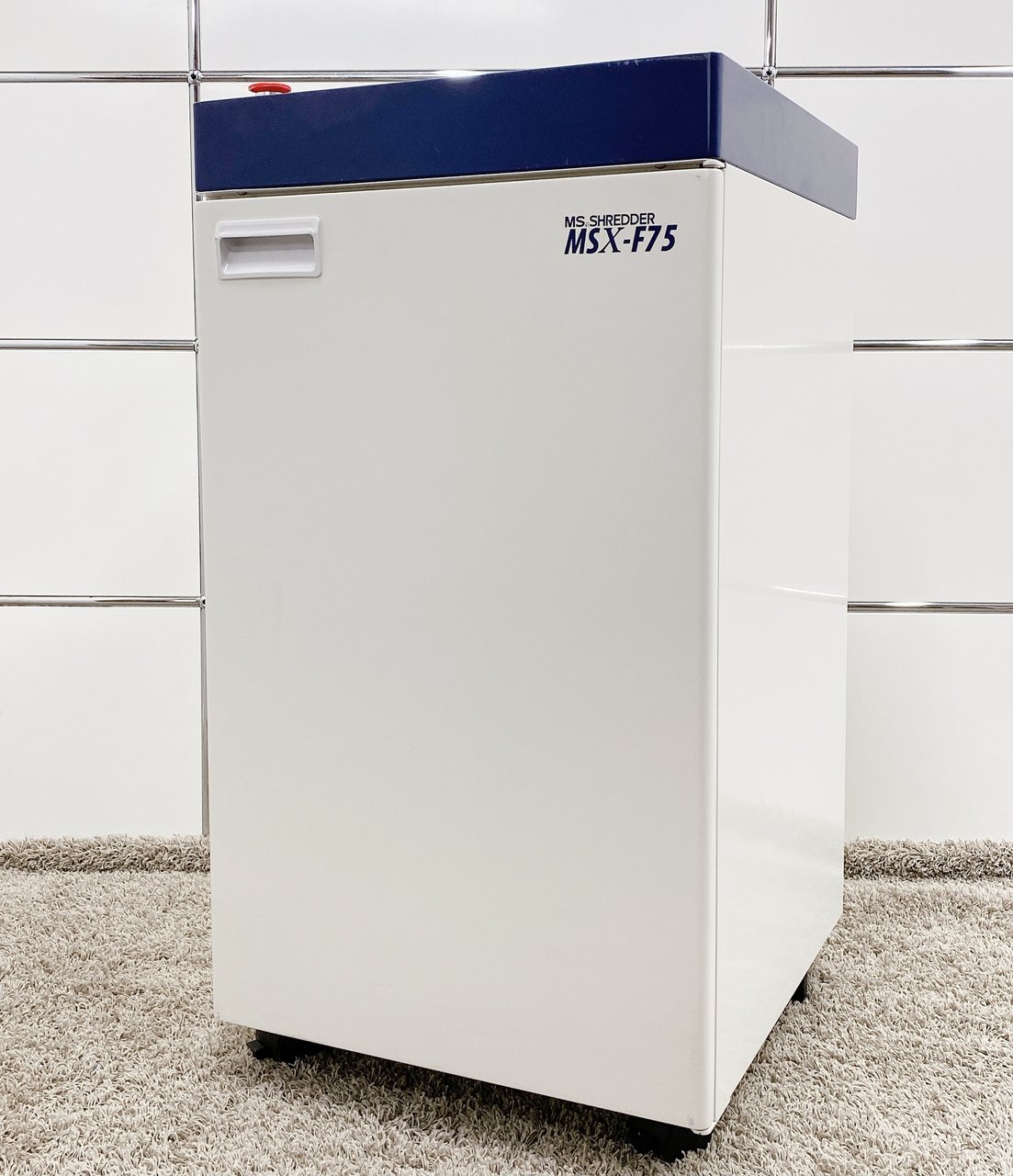 【KS】パワークロスカットで力強く裁断！
CDも粉砕できます！
■明光商会■MSX-F75

                        MSXシリーズ 
                                    中古
            