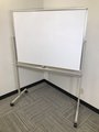【1200㎜幅】【両面脚付】【ウチダ製】【ホワイトボード】【コンパクトサイズ】【4台のロット入荷】