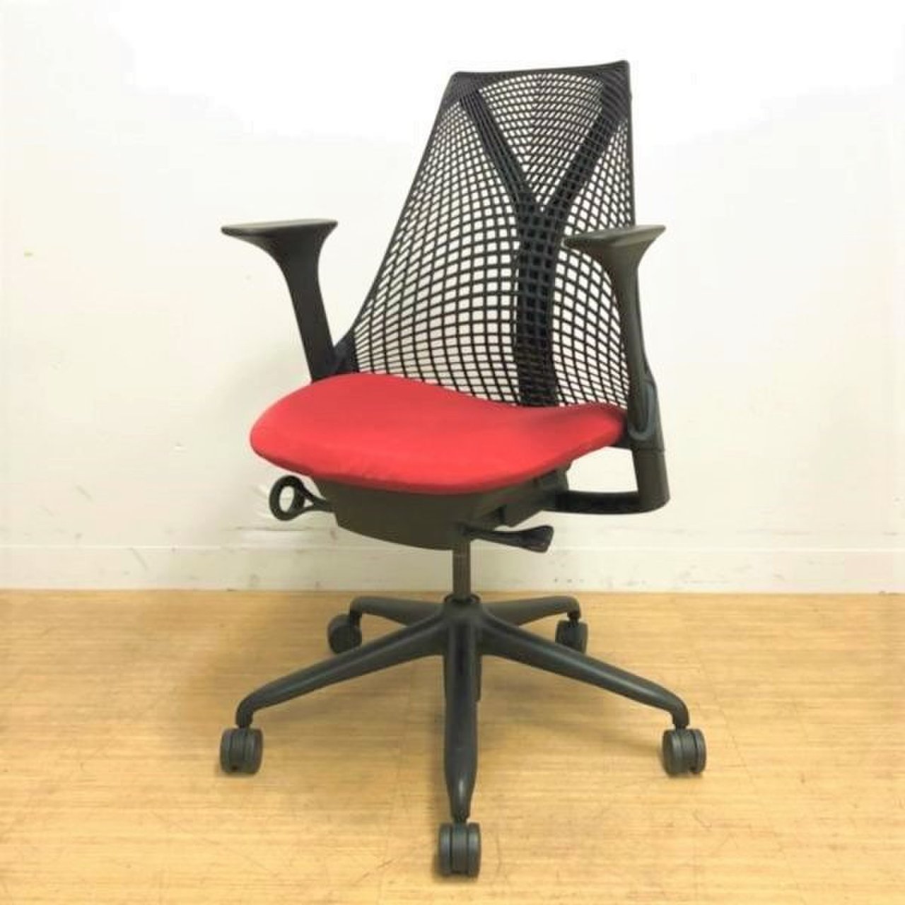 【中古】セイルチェア Herman Miller/ハーマンミラー 肘付 