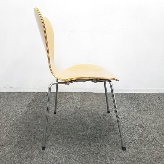 中古】 セブンチェア（リプロダクト） スタッキングチェア 314141