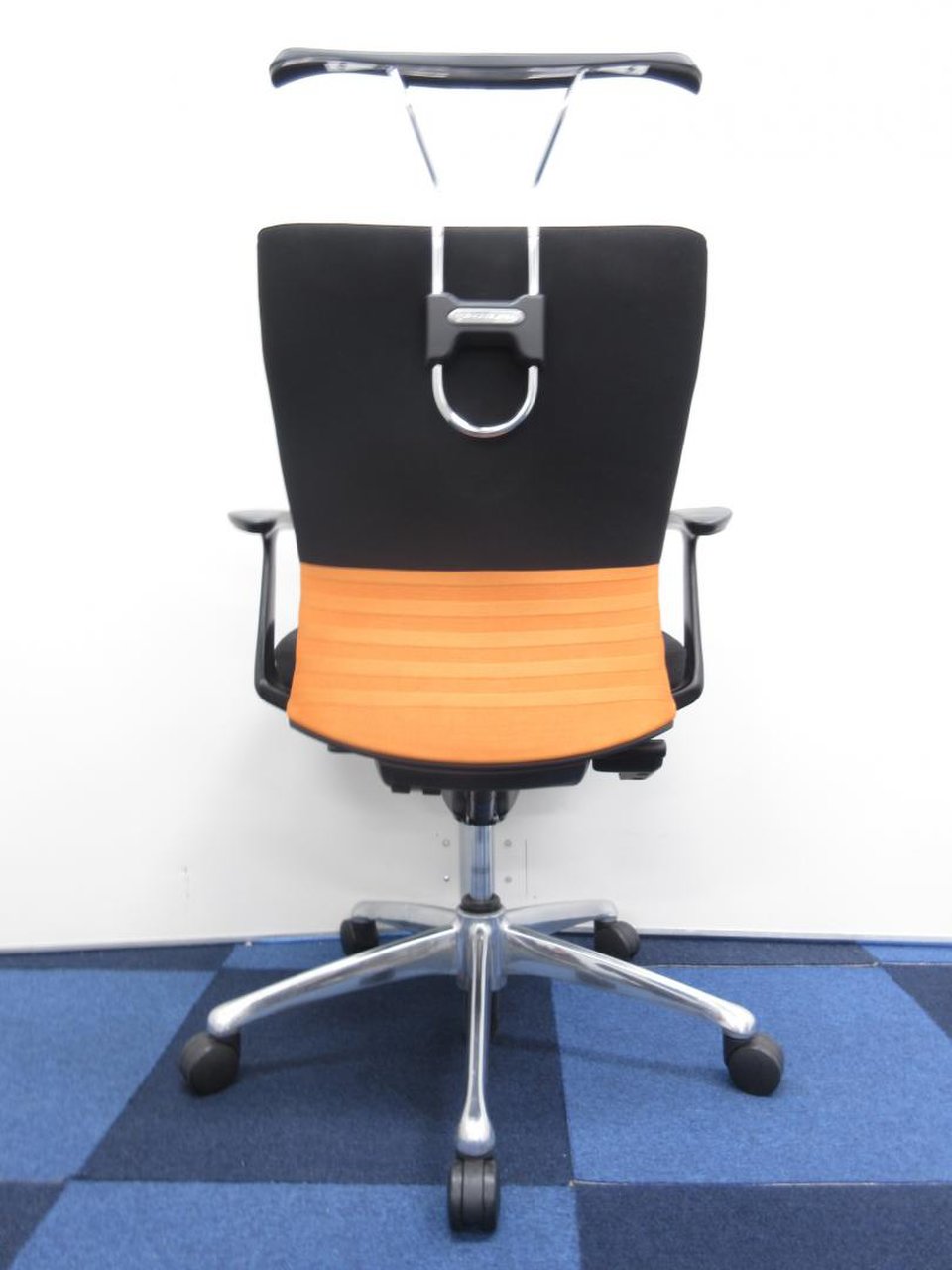 OKAMURA オカムラ オフィスチェア　フィーゴ 中古】フィーゴチェア CJ44BR-FAM8 オカムラ/okamura 肘付ミドル
