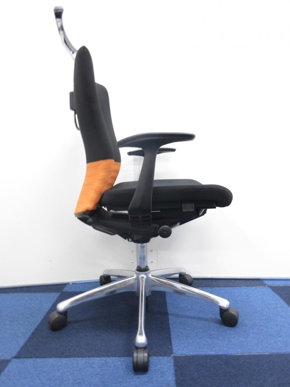 OKAMURA オカムラ オフィスチェア　フィーゴ 中古】フィーゴチェア CJ44BR-FAM8 オカムラ/okamura 肘付ミドル