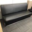【トップメーカー品 内田製 3人用ソファー入荷!!】人気のブラック色
