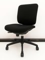【ブラック】【ロット】【30脚】【オカムラ製】【人気のチェア】【肘無/ローバック】【Aランク】