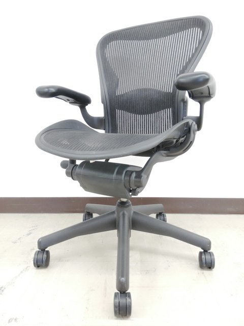 中古】アーロンチェア AE111PWB Herman Miller/ハーマンミラー 肘付