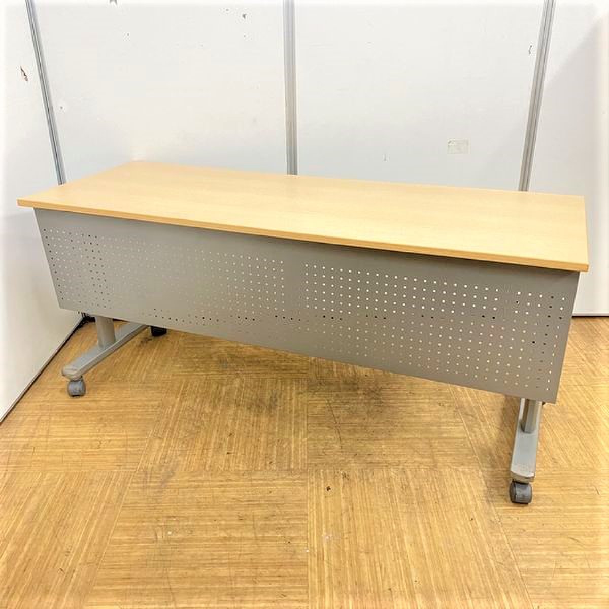 【在庫入れ替え30％off】【内田洋行製】【8台入荷】【ナチュラルカラー】
                        その他シリーズ
                                    中古
            