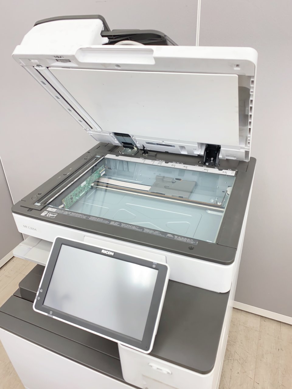 新古品!テスト印刷のみカウンターたったの26枚!!極上リコー 新古品!テスト印刷のみカウンターたったの26枚!!極上リコー