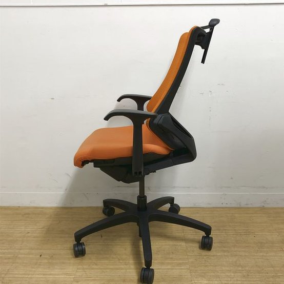 【中古】エフクロス イトーキ/ITOKI 肘付ハイバックチェア 319976