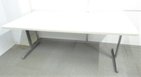 【広々と使える！】■ナイキ製　ミーティングテーブル　W1800×D900mm　ホワイト