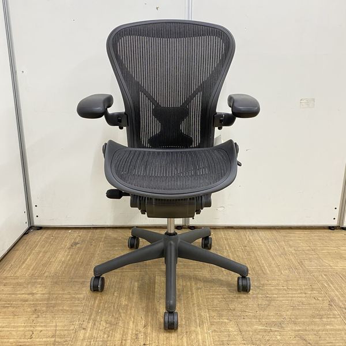 中古】アーロンチェア(ポスチャー フル装備) AE113AWB-0001 中古】アーロンチェア(ポスチャー フル装備) AE113AWB-0001