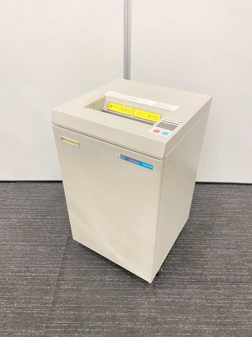 明光商会製　シュレッダー
                        Vシリーズ
                                    中古
            