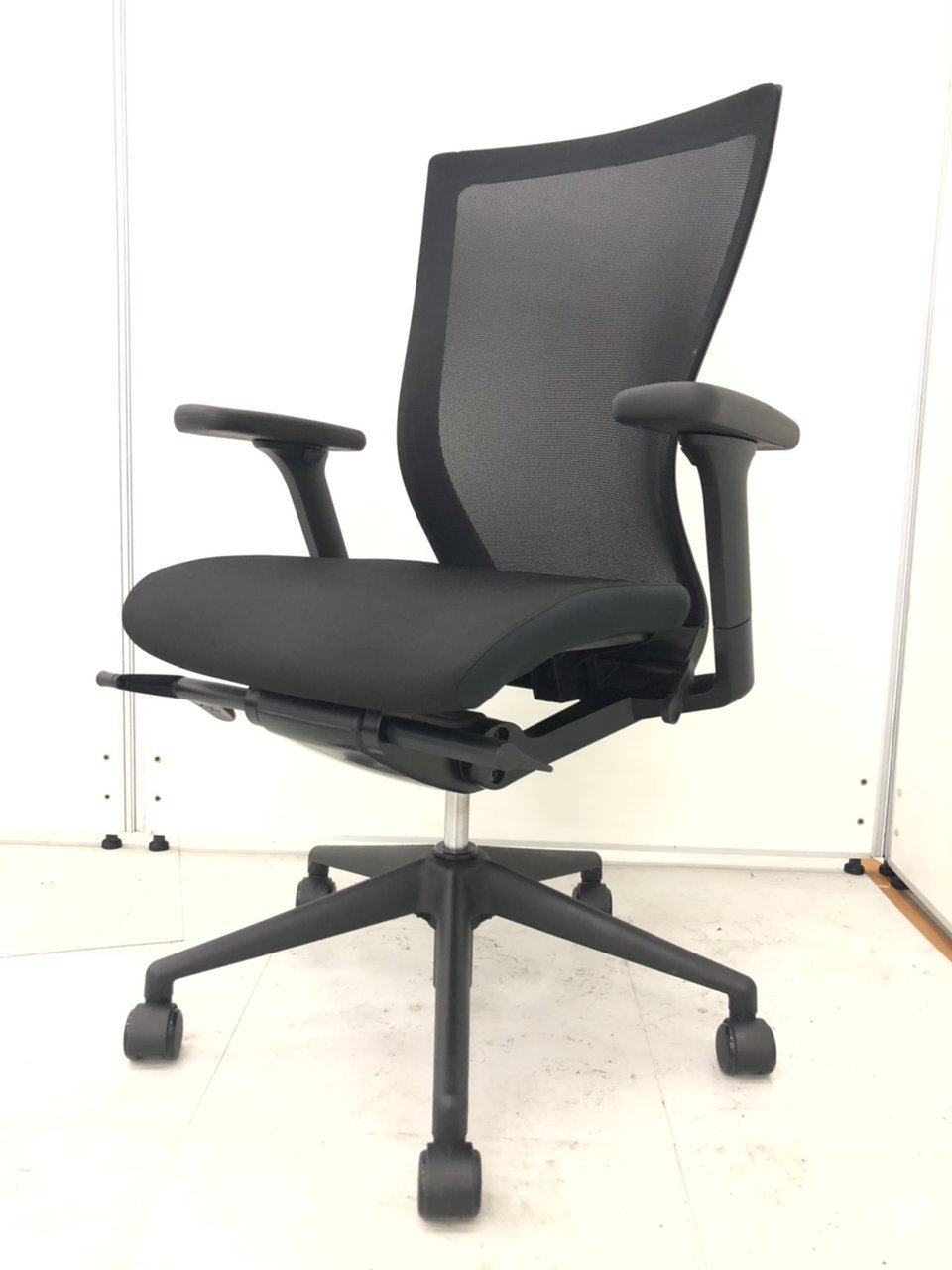 中古】T500 FURSYS/ファシス 肘付ハイバックチェア 320912