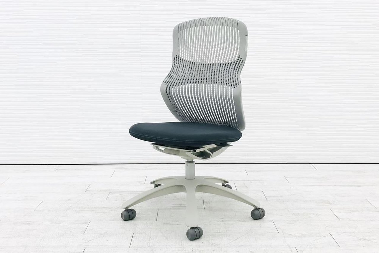 中古】ジェネレーション チェア Knoll/ノール 肘無ハイバックチェア 321369 - 中古オフィス家具ならオフィスバスターズ