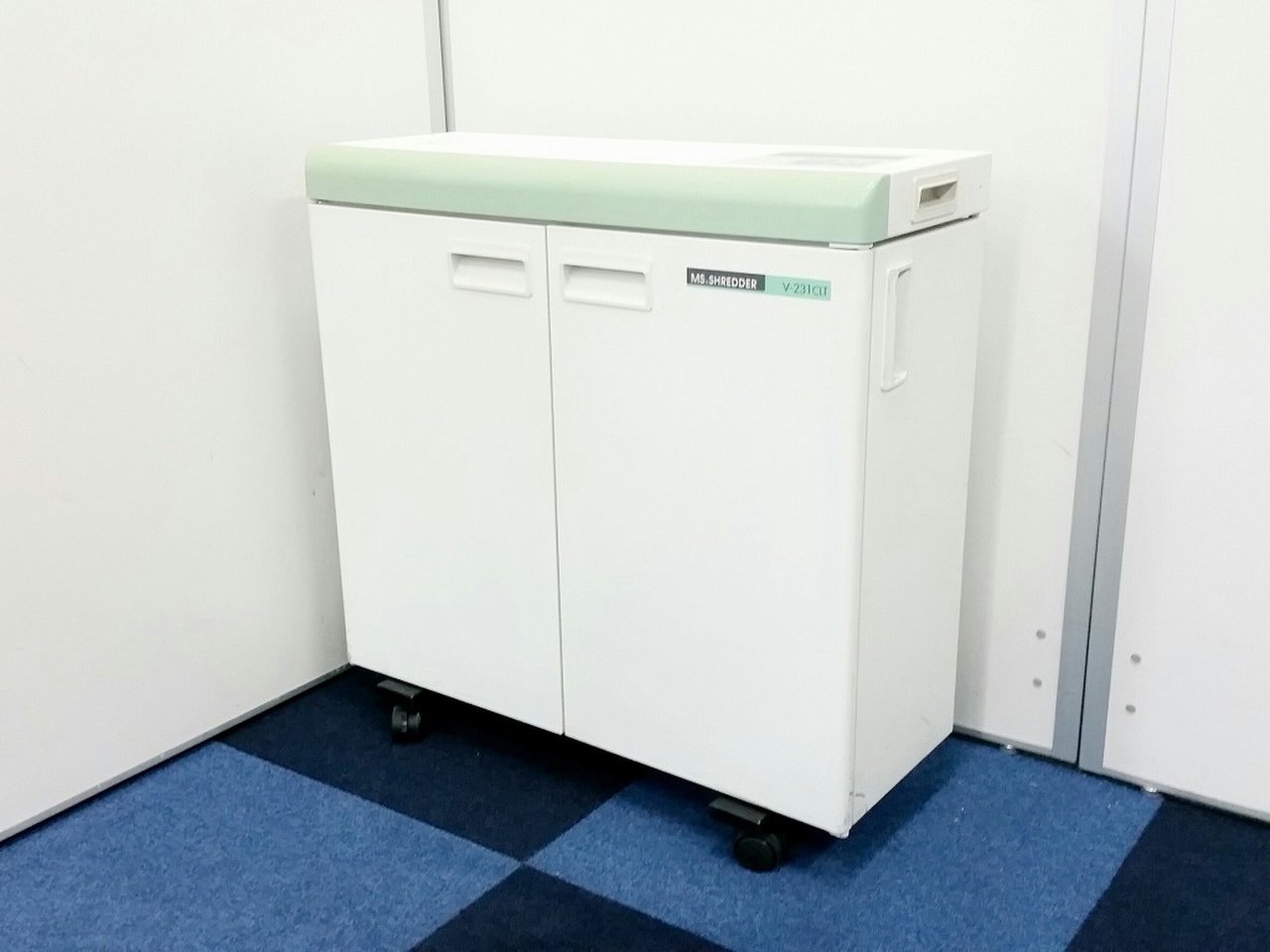 【そこの隙間に入る！かも？】
薄型でデッドスペース解消に！
明光商会/MS-V231CLT
                         
                                    中古
            