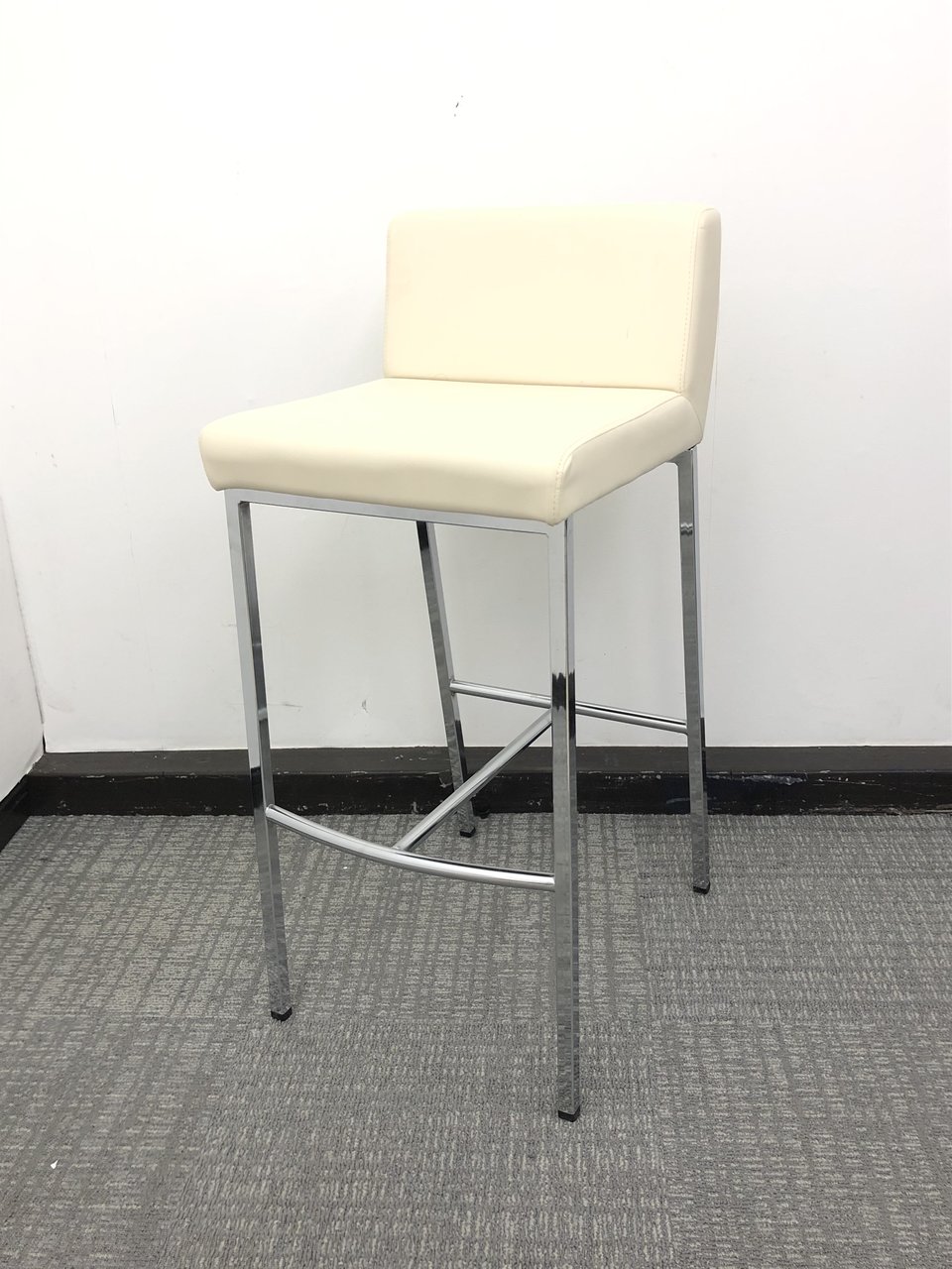 【7,000→4,000】【早い者勝ち！】カウンター用ハイチェア※高さ75ｃｍ◆プラス製
                        その他シリーズ
                                    中古
            