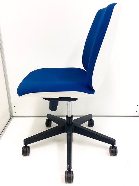 中古】U chair KC-UC50SEL BL プラス/PLUS 肘無ローバックチェア