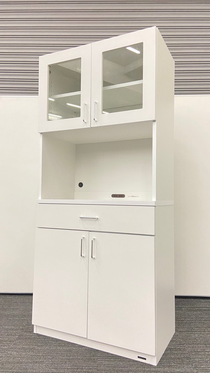 【レア品】珍しいキッチンキャビネットが入荷！給湯室にベストマッチ！/オカムラ/カップケースシリーズ
                        カップケースシリーズ
                                    中古
            