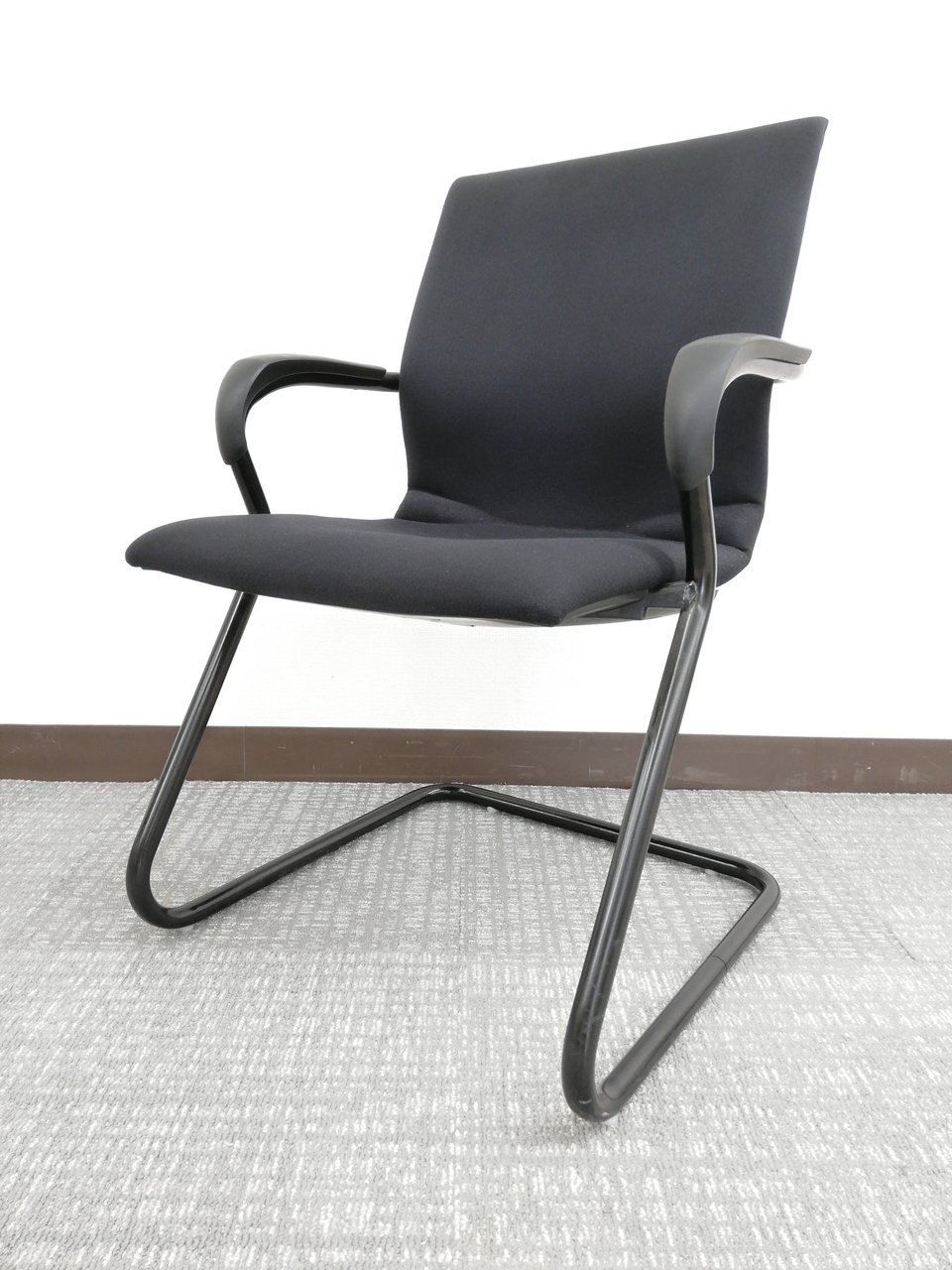 【4脚入荷】【状態要考慮】真っ黒オールブラックチェア※レア商品蓮田入店◆スチールケース製【RP】
                        プロテジェ 
                                    中古
            