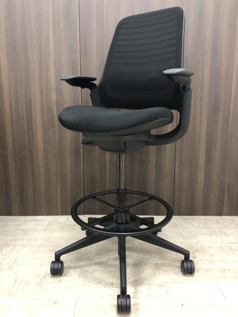 steelcase series1　ほぼ未使用