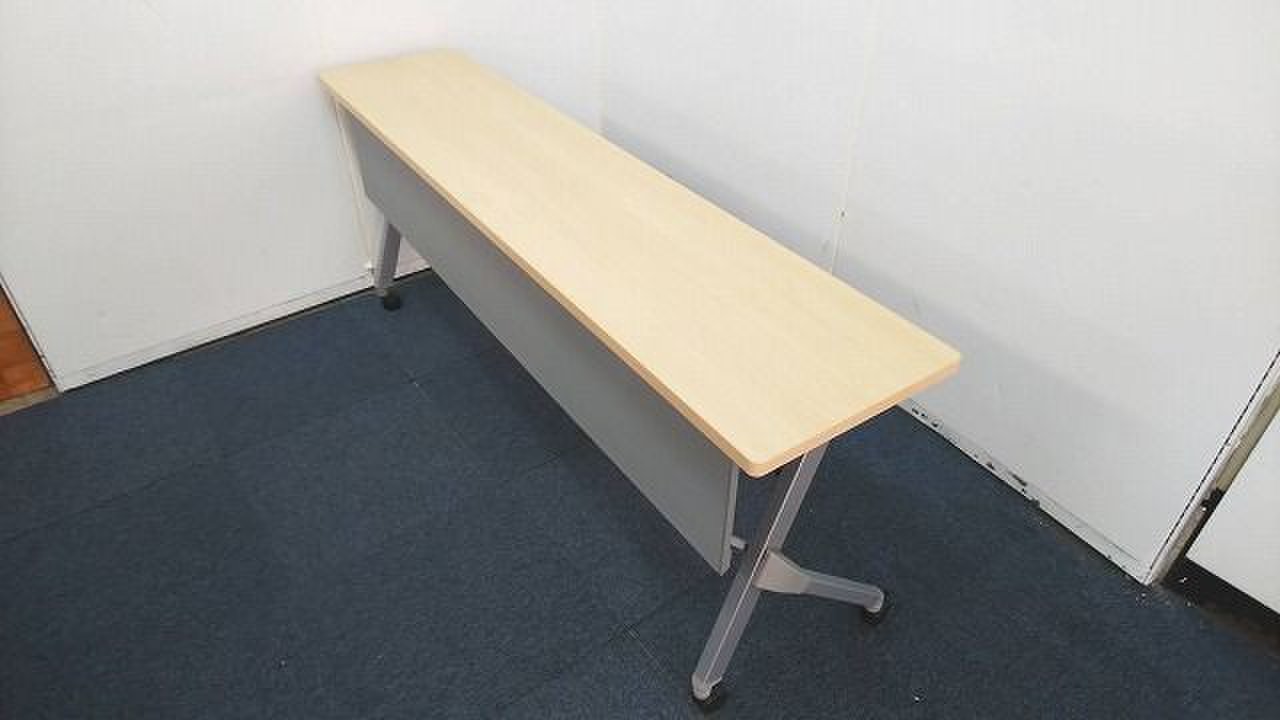 【定価:約6万】オカムラ製　フラプター　フォールディングテーブル【使わないときは畳んで収納】1800×400×720
                        フラプター 
                                    中古
            