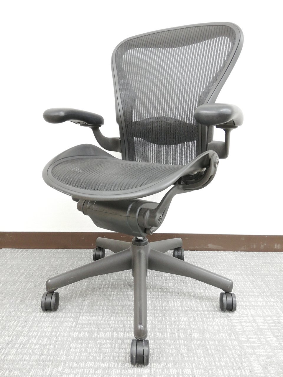 【中古】アーロンチェア Herman Miller/ハーマンミラー 肘付 