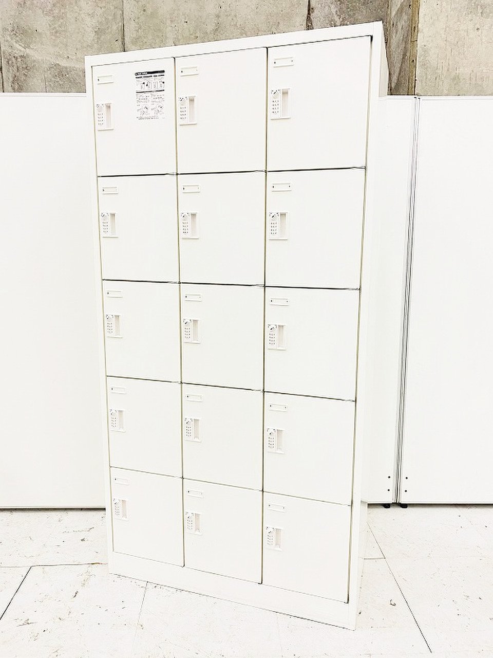 【15人用】オカムラ製ダイヤル式ロッカー入荷！多目的ロッカー　横3列×縦5列【鍵を無くす心配がない】
                        FZ 
                                    中古
            