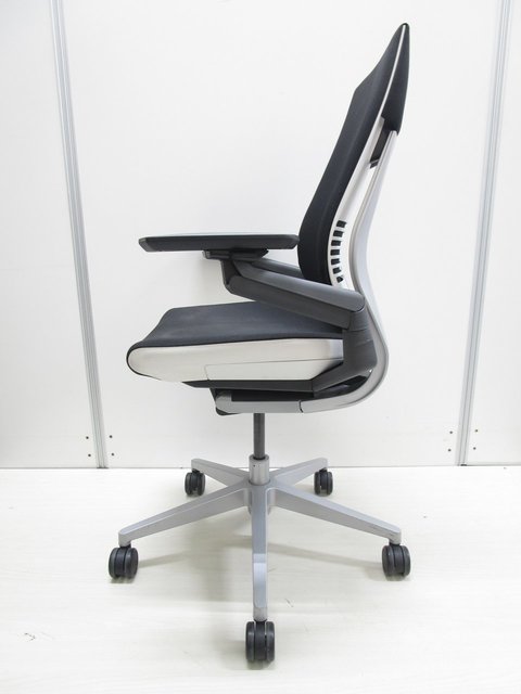 【中古】ジェスチャー Steelcase/スチールケース 肘付ハイバックチェア 327582