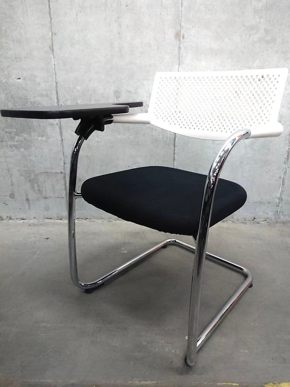 中古】ビザビチェア vitra/ヴィトラ ミーティングチェア 328091 - 中古