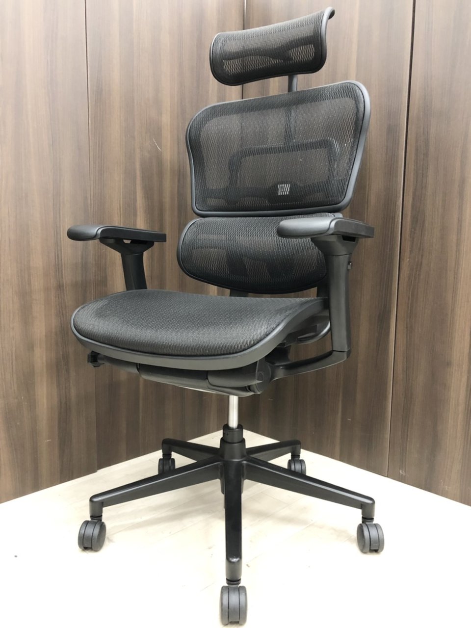 【ヘッドレスト付き！】エルゴヒューマン/可動肘/ブラック
                        ベーシック 
                                    中古
            