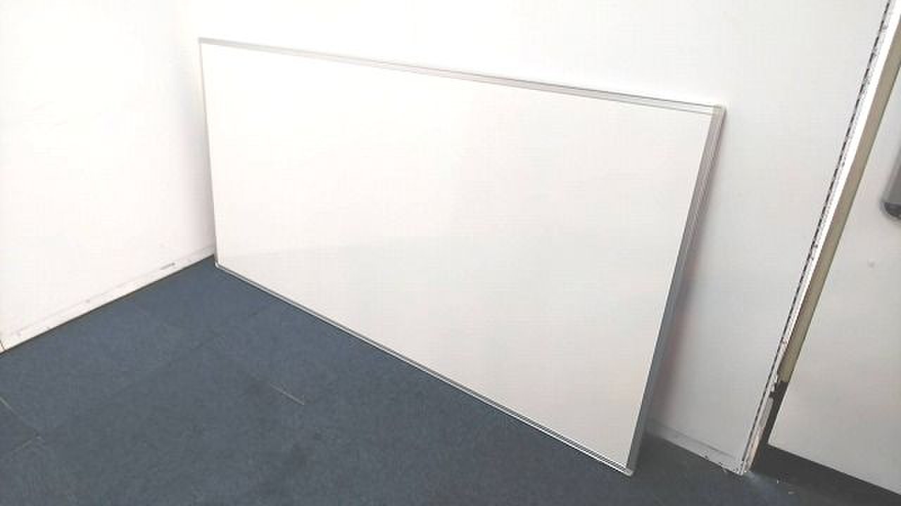 【定価約6万円！！ホーロータイプで書き消しがスムーズです！！壁掛け用ホワイトボードの入荷です！！】■イトーキ■壁掛け■ホーロー■ホワイトボード
                        その他シリーズ
                                    中古
            