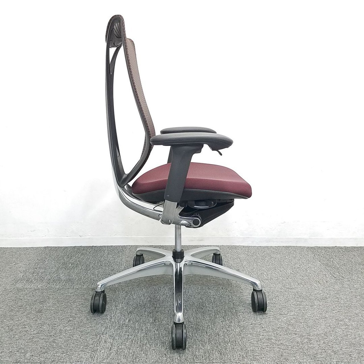 【中古美品】なごみハイバックチェア 中古】サブリナ C833BW 6543 オカムラ/okamura 肘付ハイバック