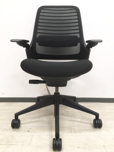 中古】シリーズ1 チェア Steelcase/スチールケース 肘付ハイバック 