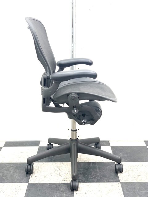 【中古】アーロンチェア（ランバー　フル装備） AE123AWB AJG1BBBK Herman Miller/ハーマンミラー 肘付ハイバックチェア  330968